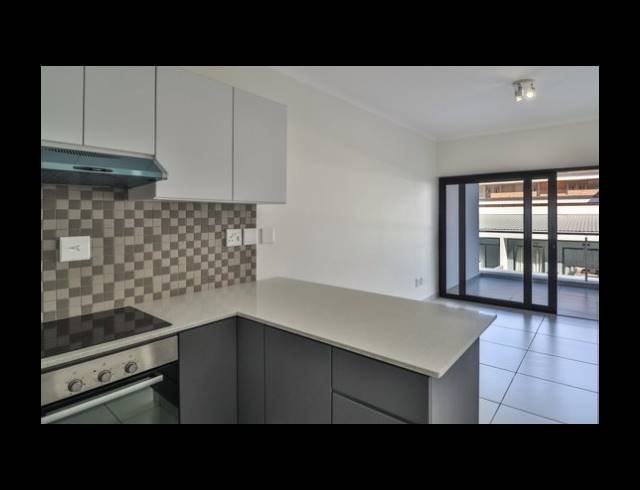 2 BEDROOM APARTMENT FOR SALE IN UMHLANGA RIDGE